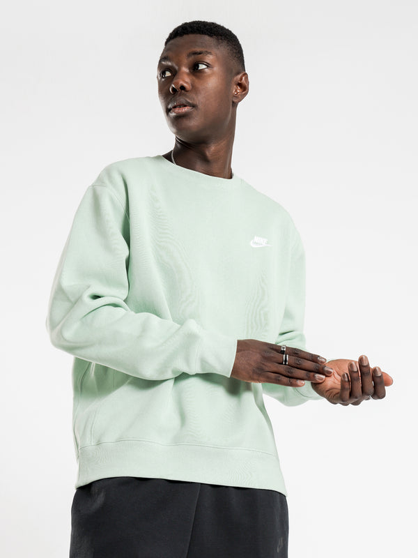 Sportswear Club Fleece Crew in Green