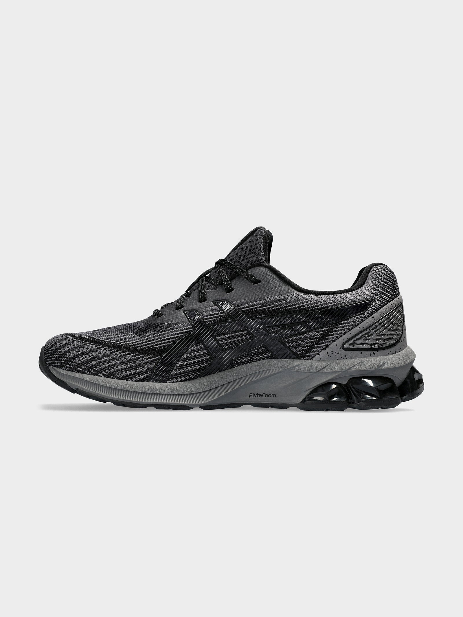 Asics quantum 18 black sale