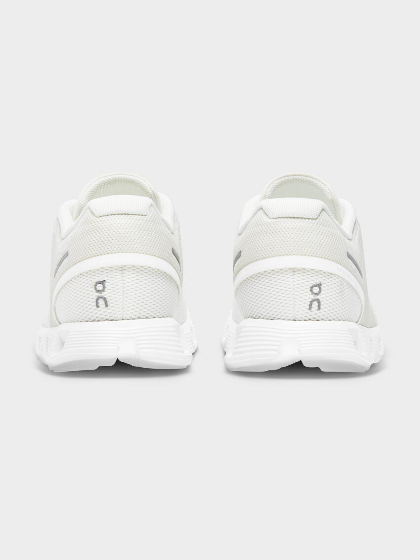 On Running Womens Cloud 5 Sneakers in Undyed White/White | Undyed White/White