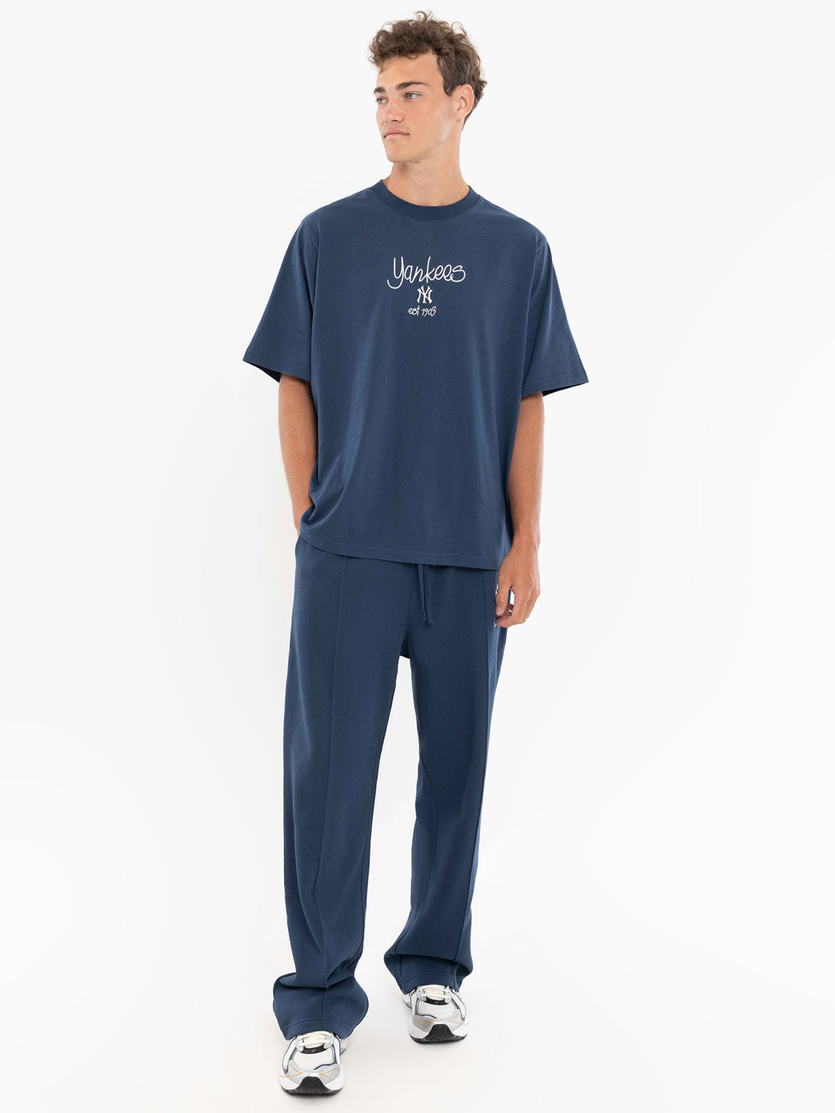 Majestic New York Yankess Script Heavyweight T-Shirt | French Navy