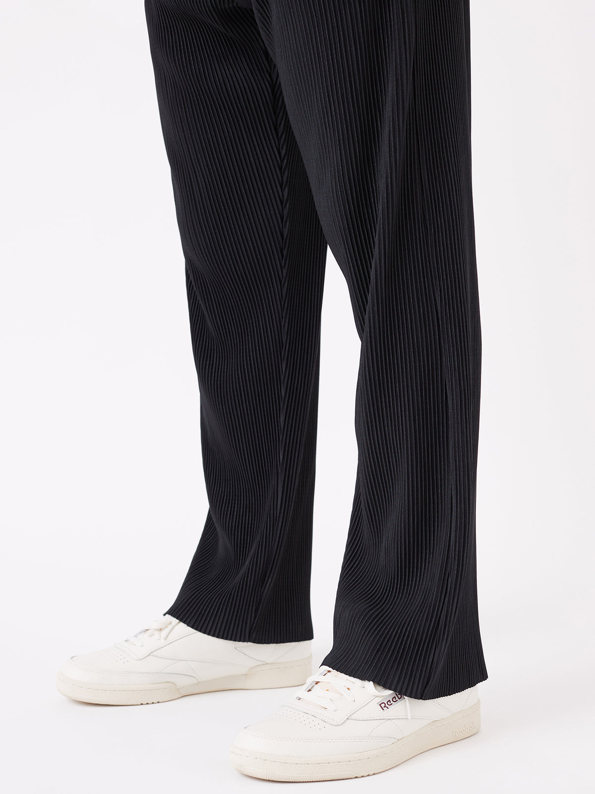 Zanerobe Pleated Pant | Black