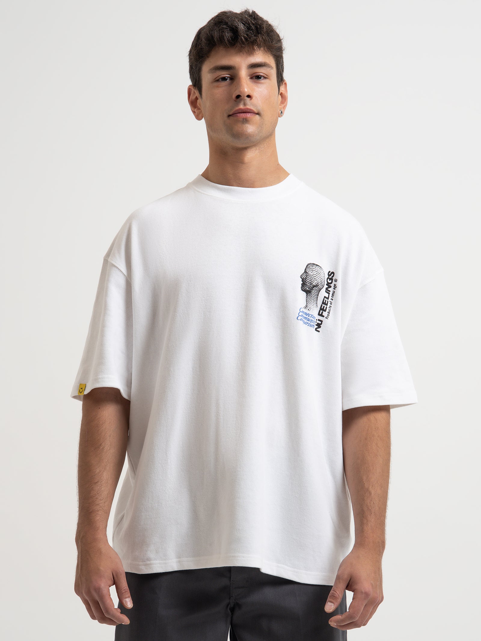 Nu feelings New Age T-Shirt in White White | Glue Store