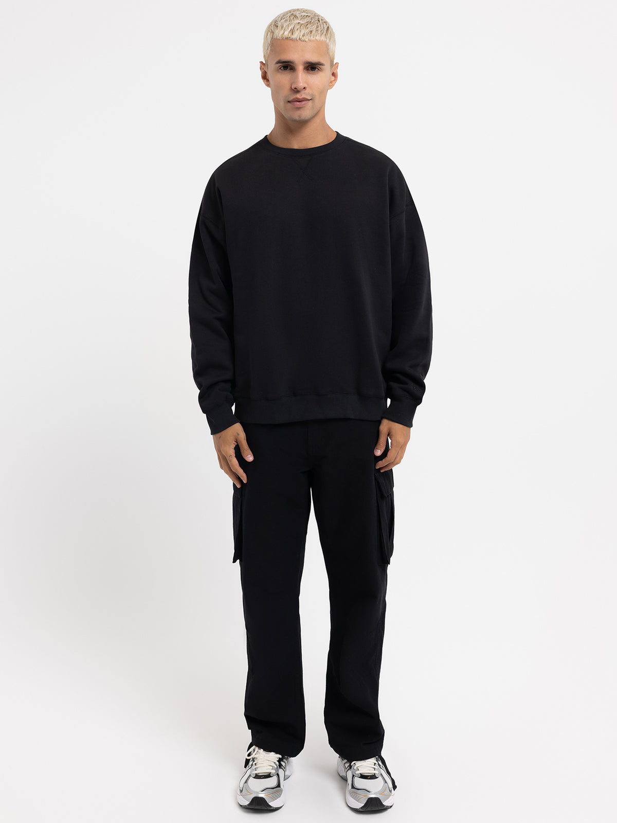 Article One Finley Crew Sweater | Black