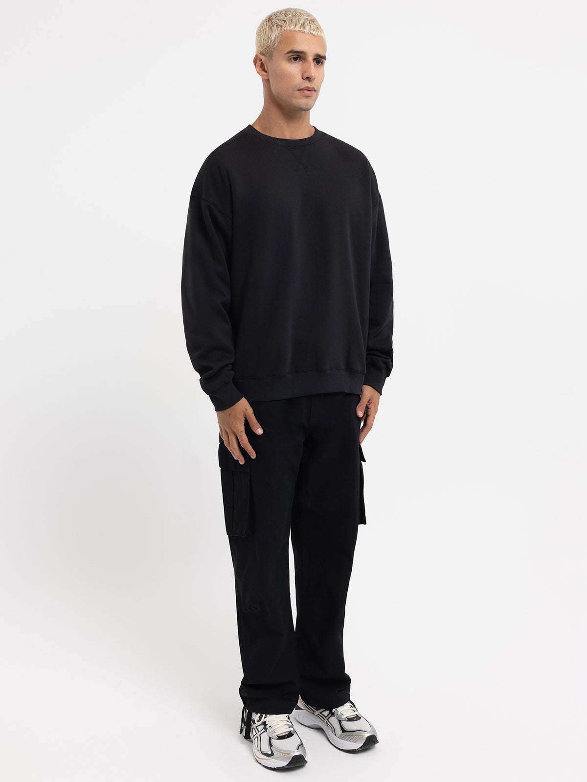 Article One Finley Crew Sweater | Black