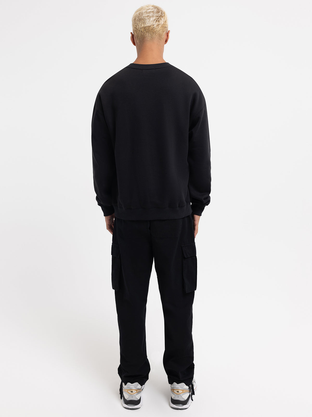 Article One Finley Crew Sweater | Black