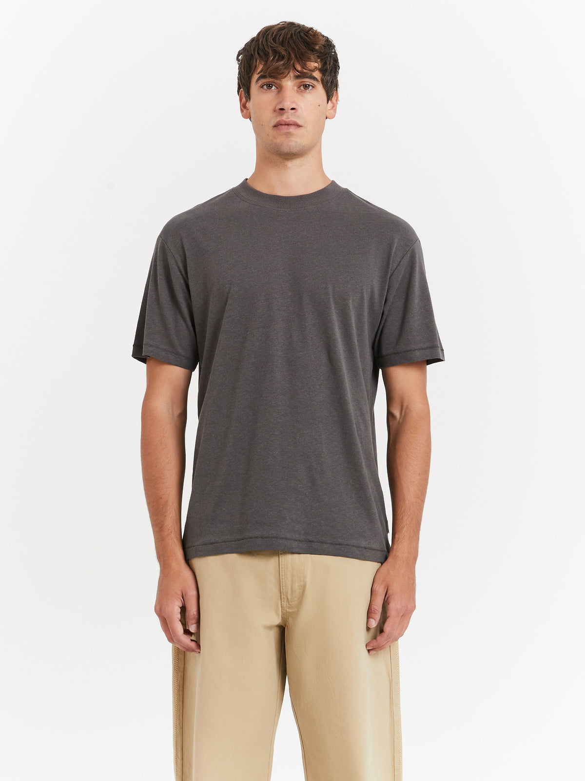 Article One Ainsley Linen T-Shirt in Coal | Coal