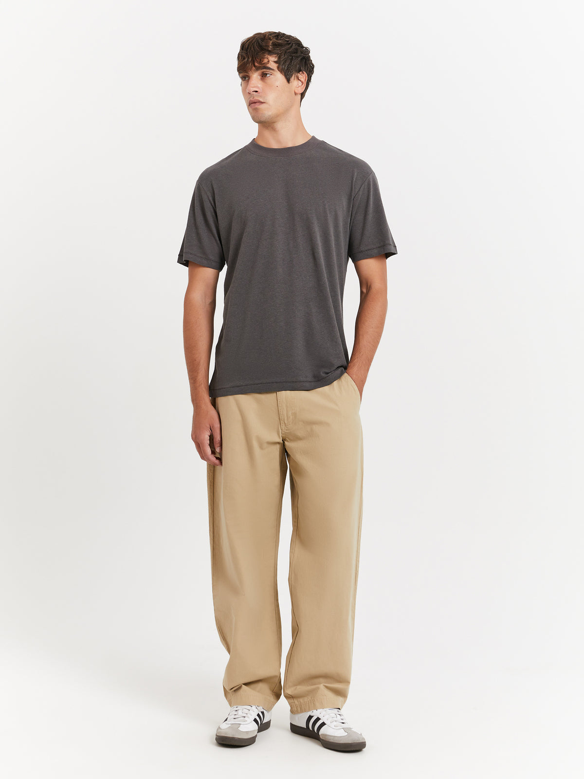 Article One Ainsley Linen T-Shirt in Coal | Coal