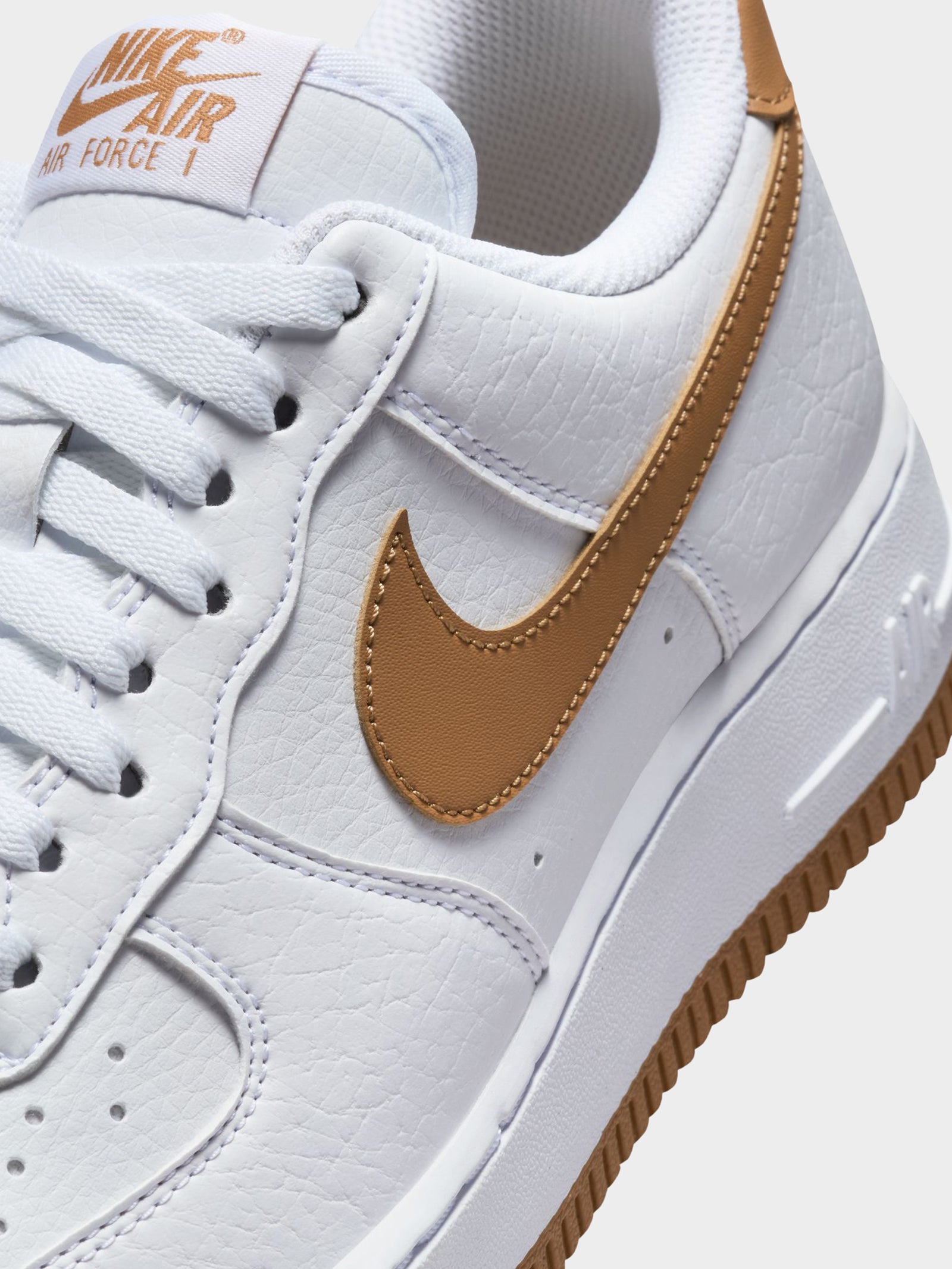 Womens Air Force 1 07 In White/Flax