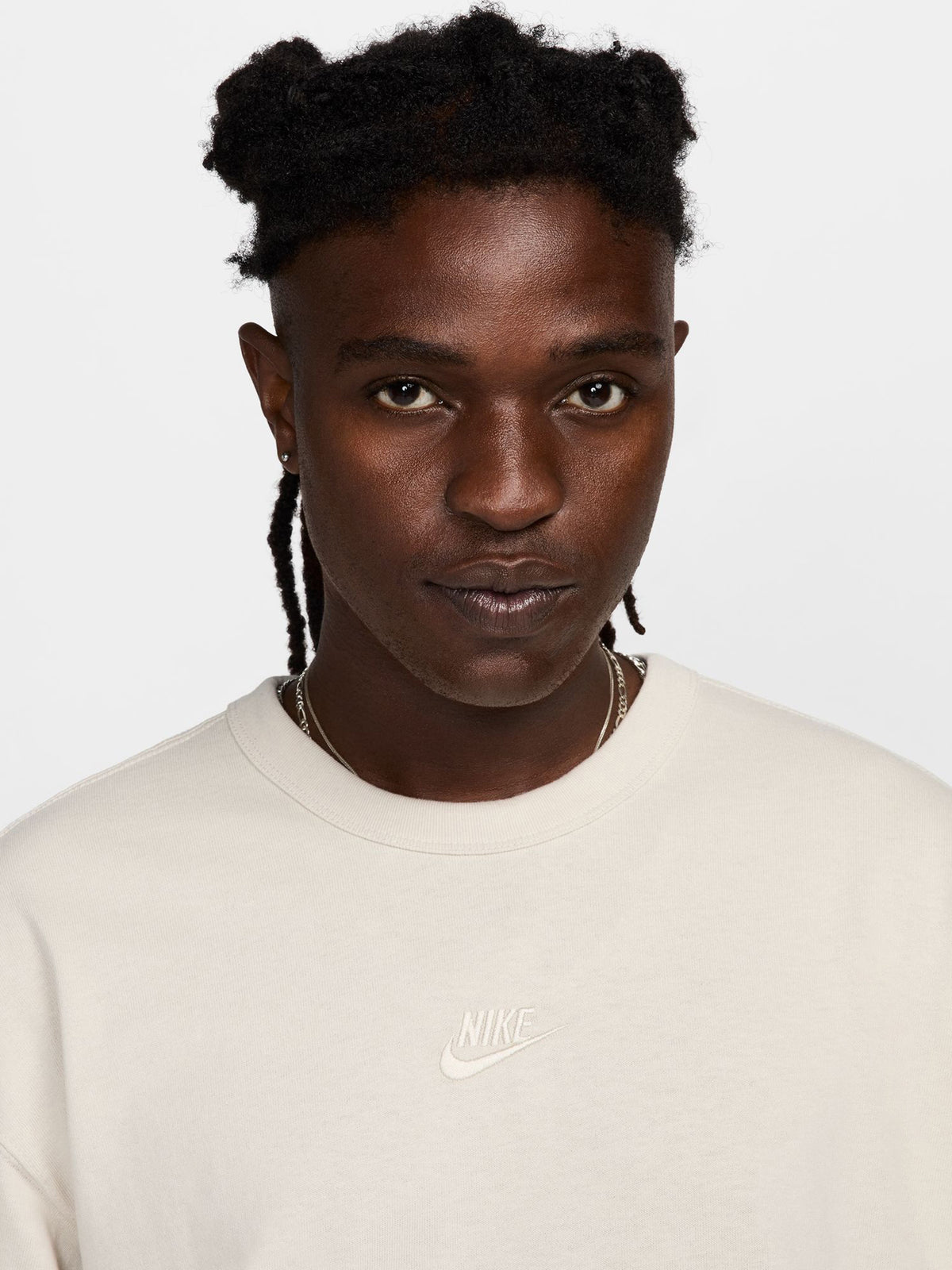 Nike Premium Essentials Tee | Light Orewood Brown