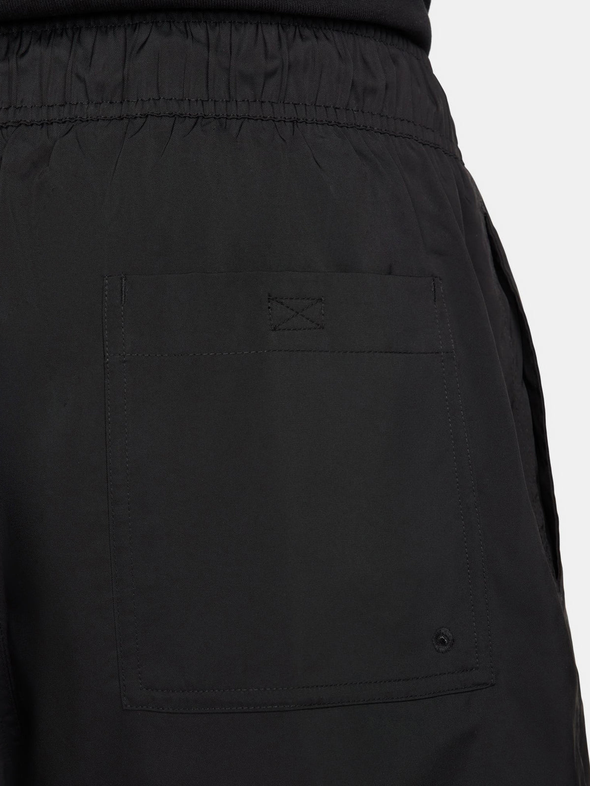 Nike Club Woven Flow Shorts in Black & White | Black/White