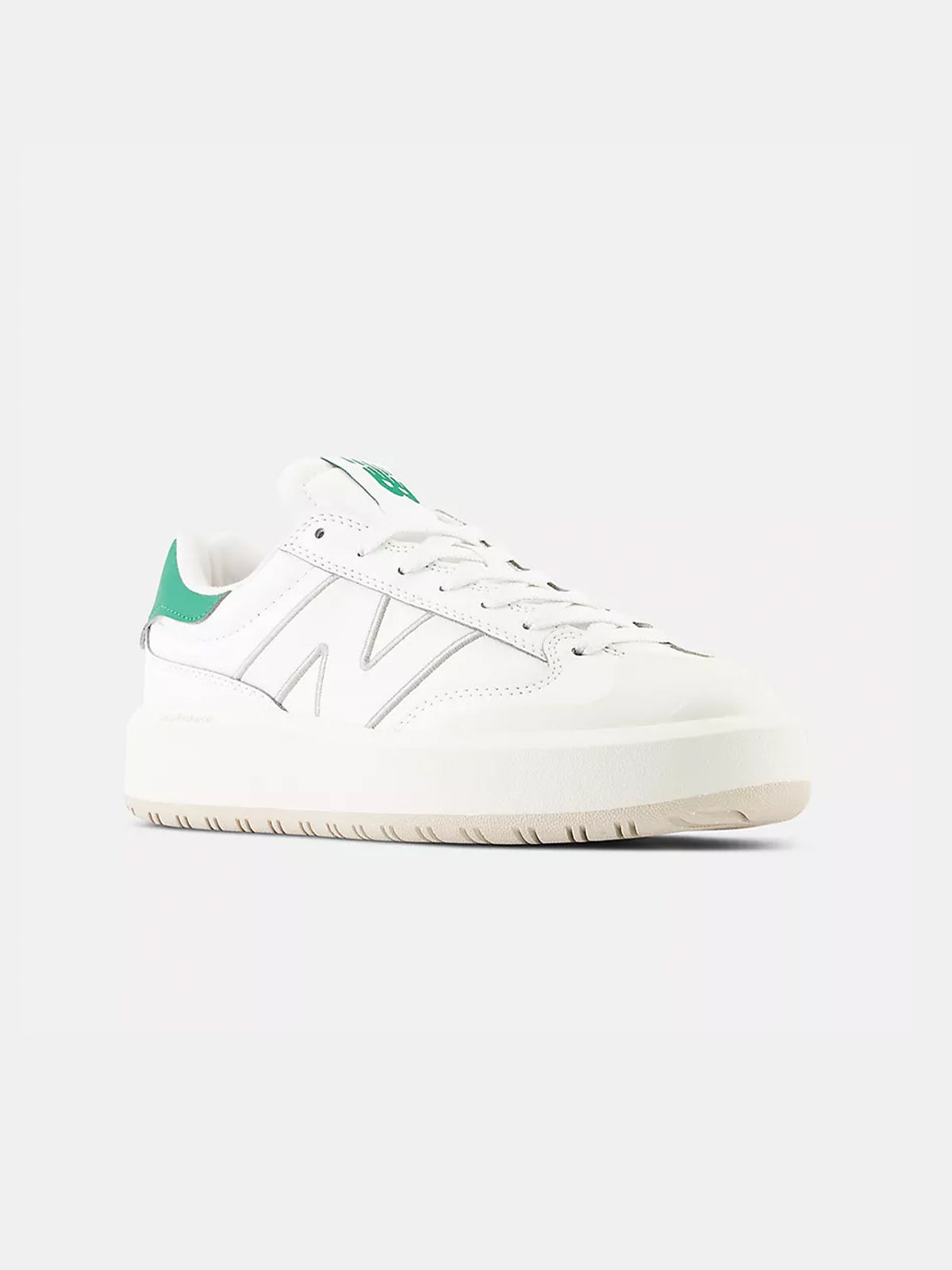 New Balance Unisex CT302 Sneakers in White & Green | White/Green