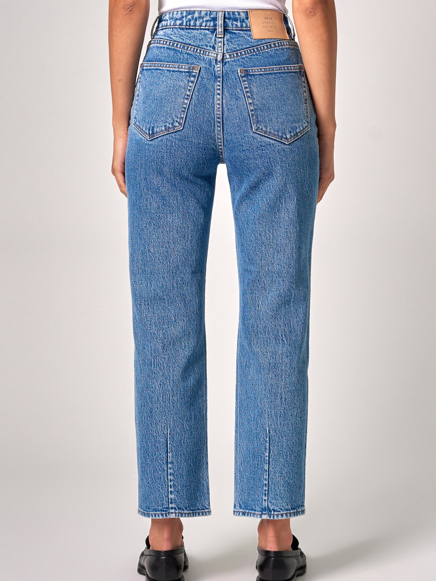 Nico Straight Jeans in Horizon Blue - Glue Store