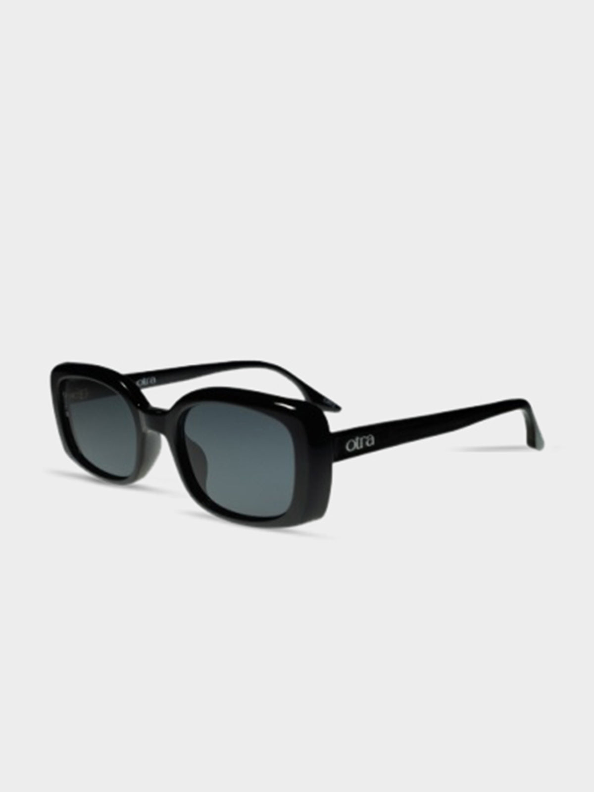 OTRA Daisy Sunglasses in Black Smoke | Black/Smoke Lense