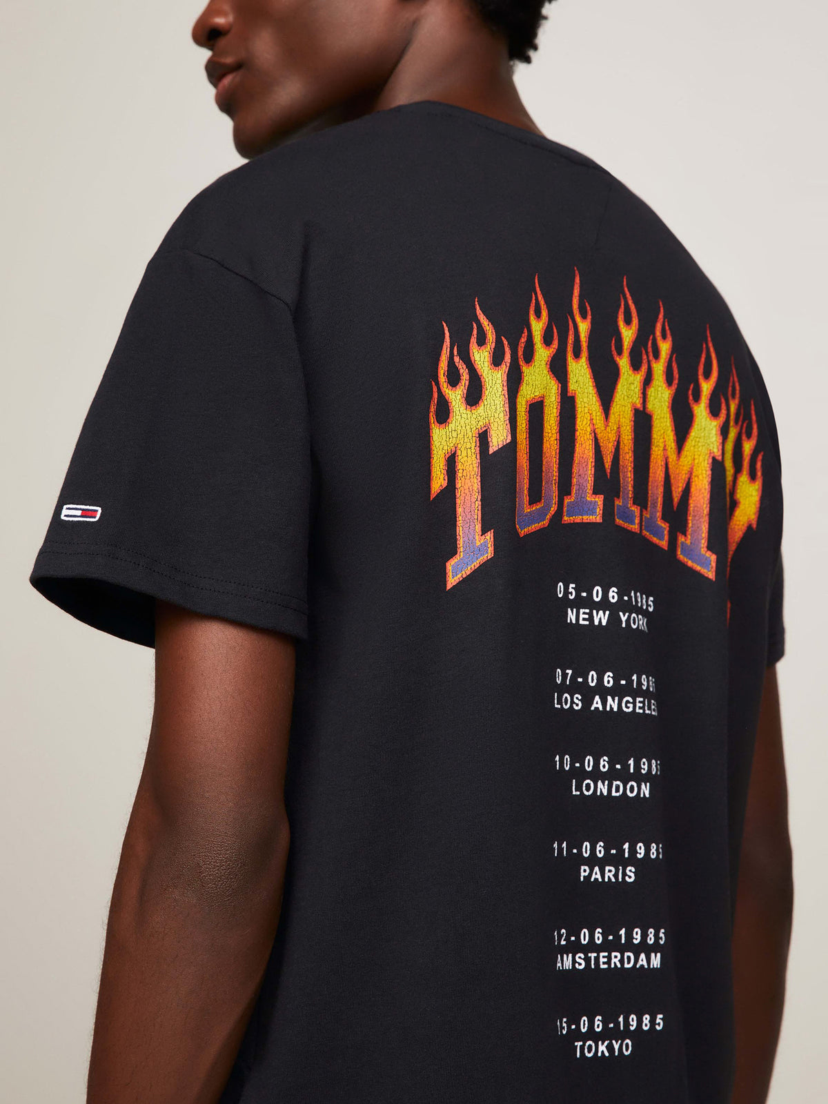 Tommy Hilfiger Relaxed Vintage Flame T-Shirt | Black