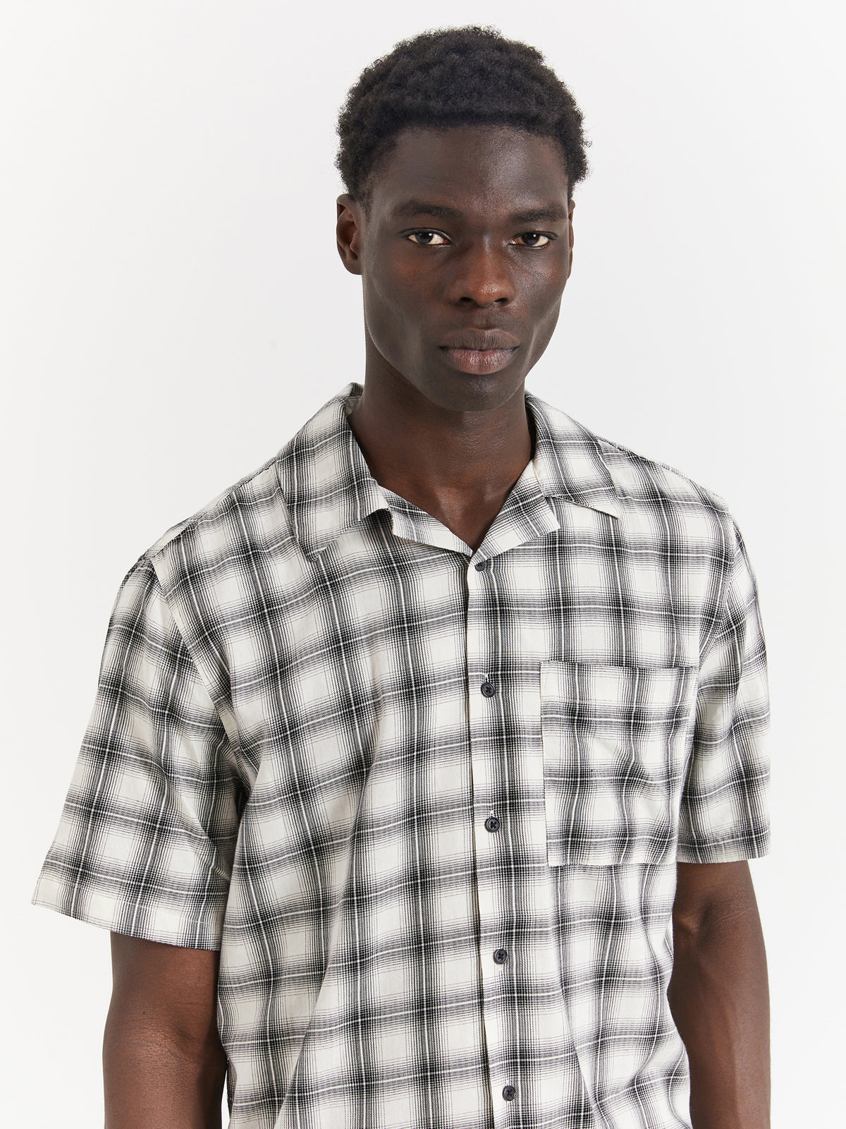 Neuw Curtis Short Sleeve Check Shirt in Washed Stone | Washed Stone