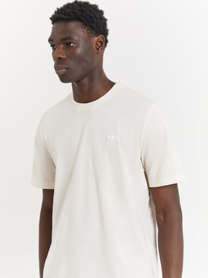 Trefoil Essentials T-Shirt in Wonder Store White - Glue