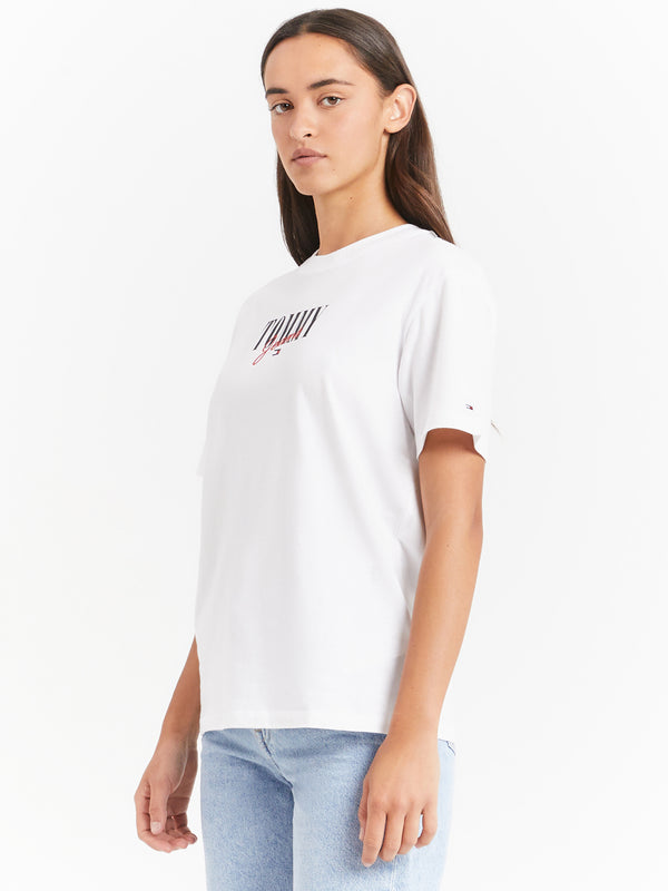 Tommy hilfiger Relaxed Essential Logo T-Shirt in White | Glue Store