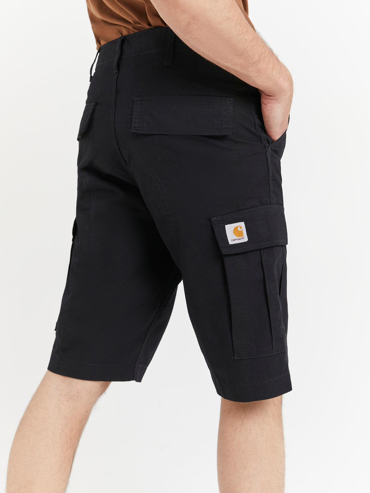 Carhartt Wip Regular Cargo Shorts in Black | Black