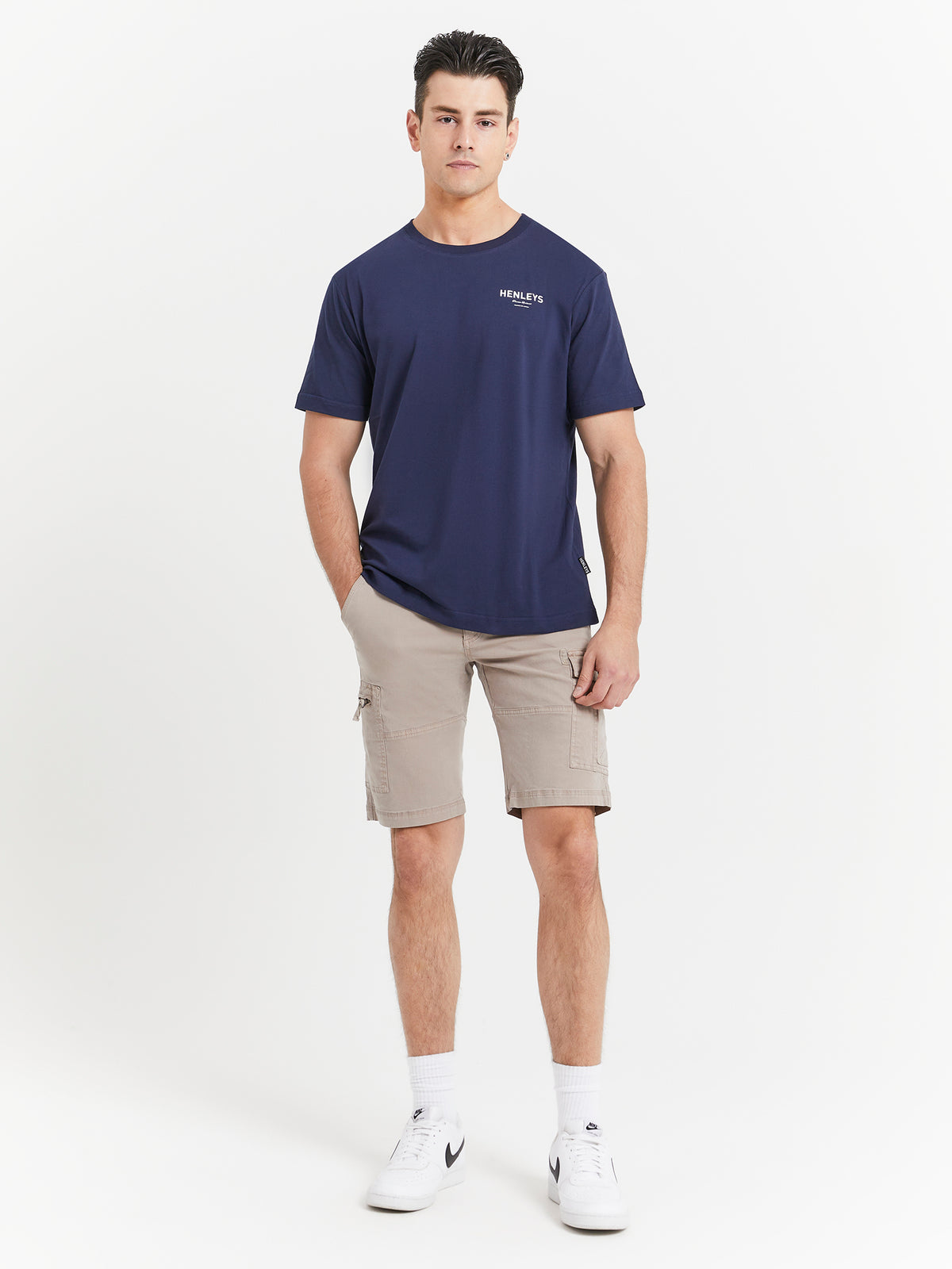 Henleys Contender T-Shirt in Navy | Navy