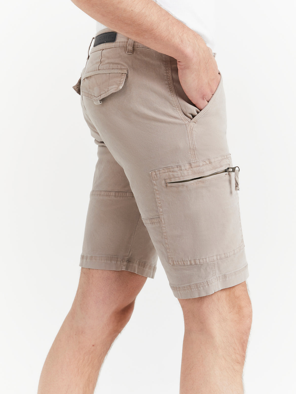 Henleys Leon Shorts in Pewter | Pewter