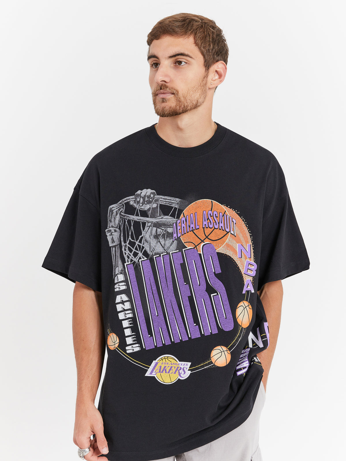 Mitchell & Ness Los Angeles Lakers Aerial Assault T-Shirt in Faded Black | Faded Blac