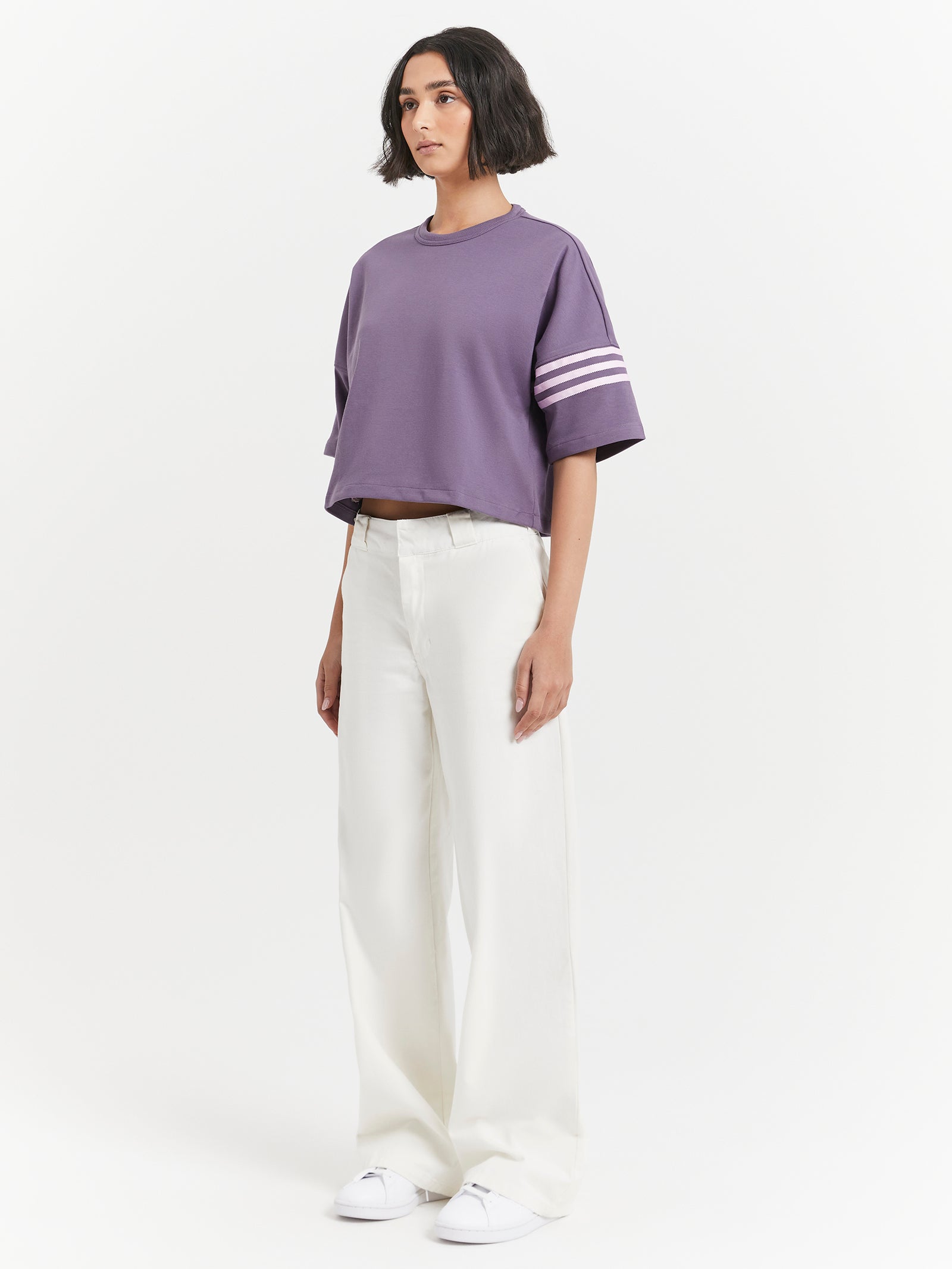 Adicolor Neuclassics T-Shirt in Shadow Violet