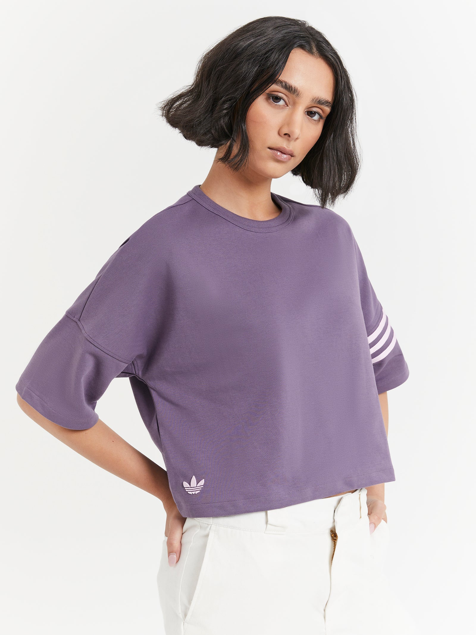 Adicolor Neuclassics T-Shirt in Shadow Violet