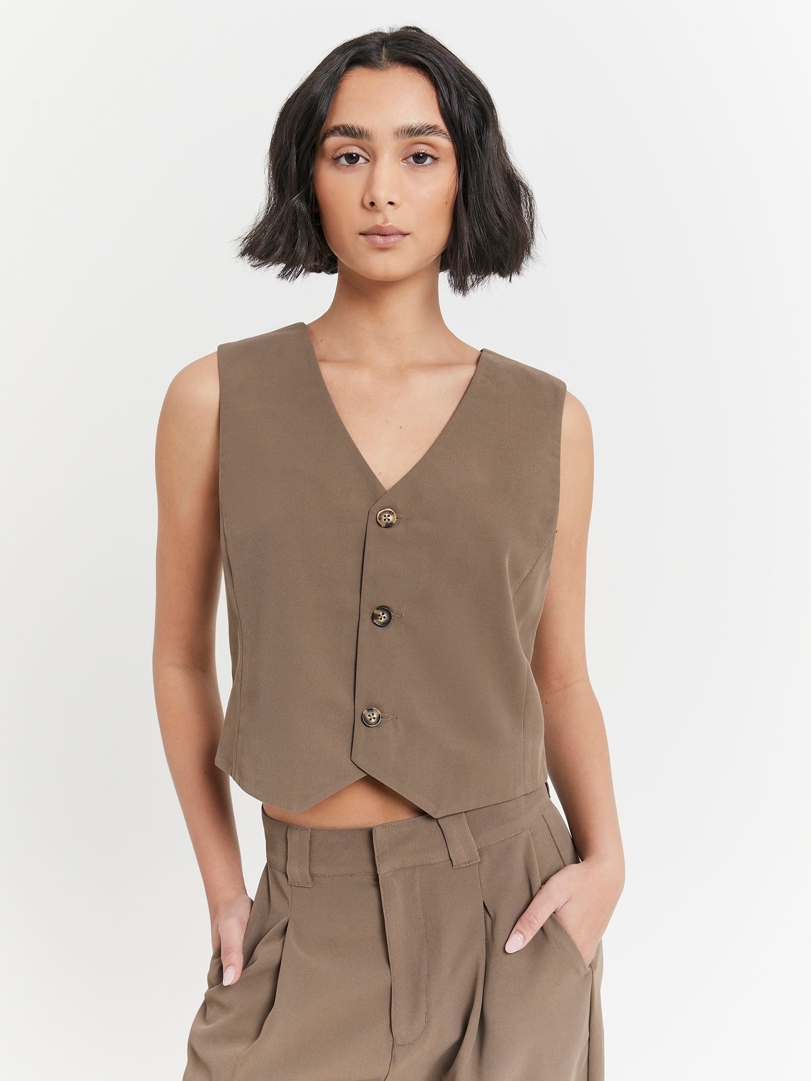 Agnes Vest in Fungi Brown