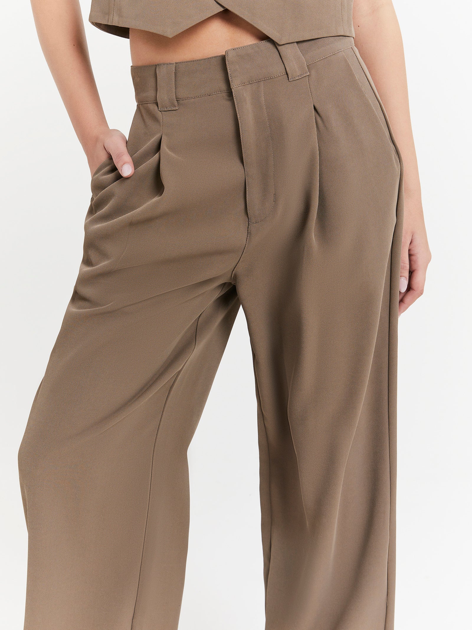 Artisan Tailored Suiting Pants in Fungi Brown