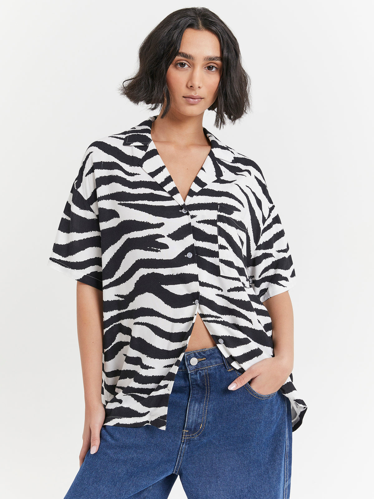 Stussy Zebra Oversized Shirt in White & Black | White/Black