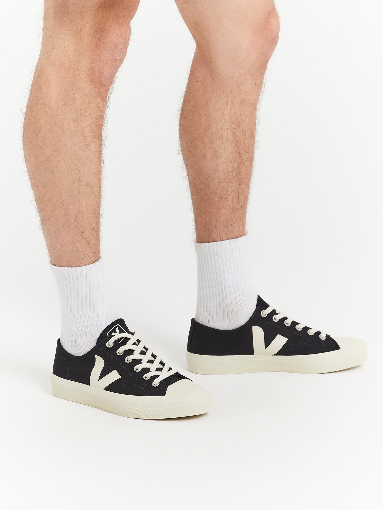 Wata white best sale black veja