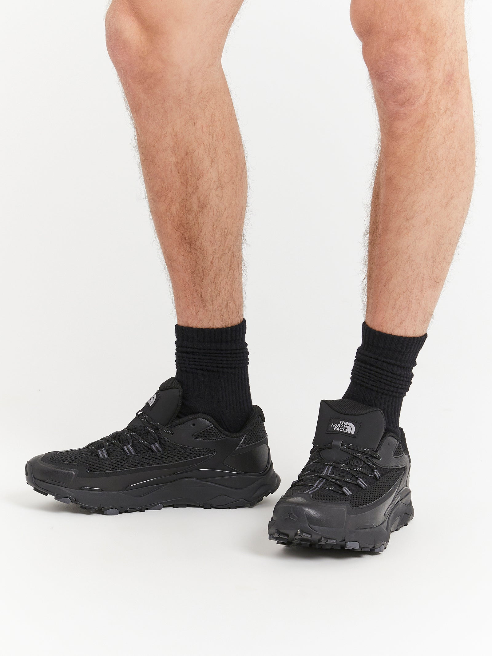 Mens VECTIV™ Taraval Sneakers in Black