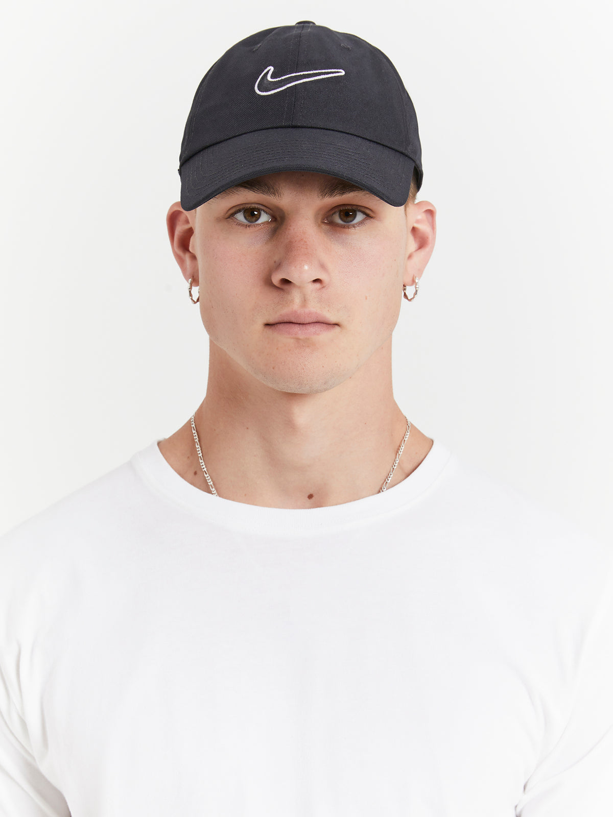 Nike Unstructured Swoosh Cap | Black/Black