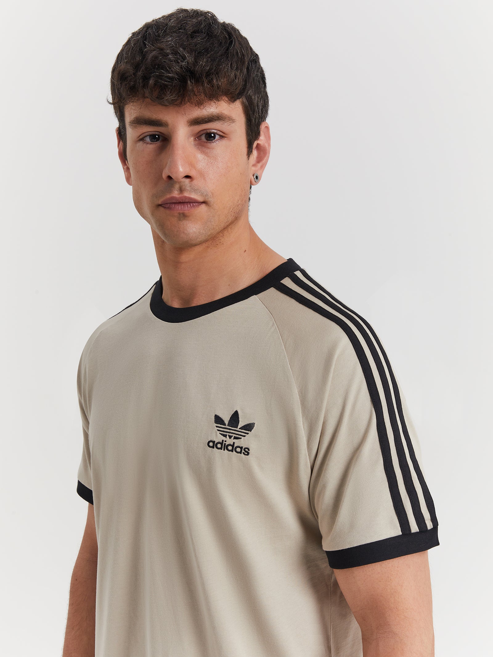 Adicolor Classics Three Stripes T-Shirt in Wonder Beige