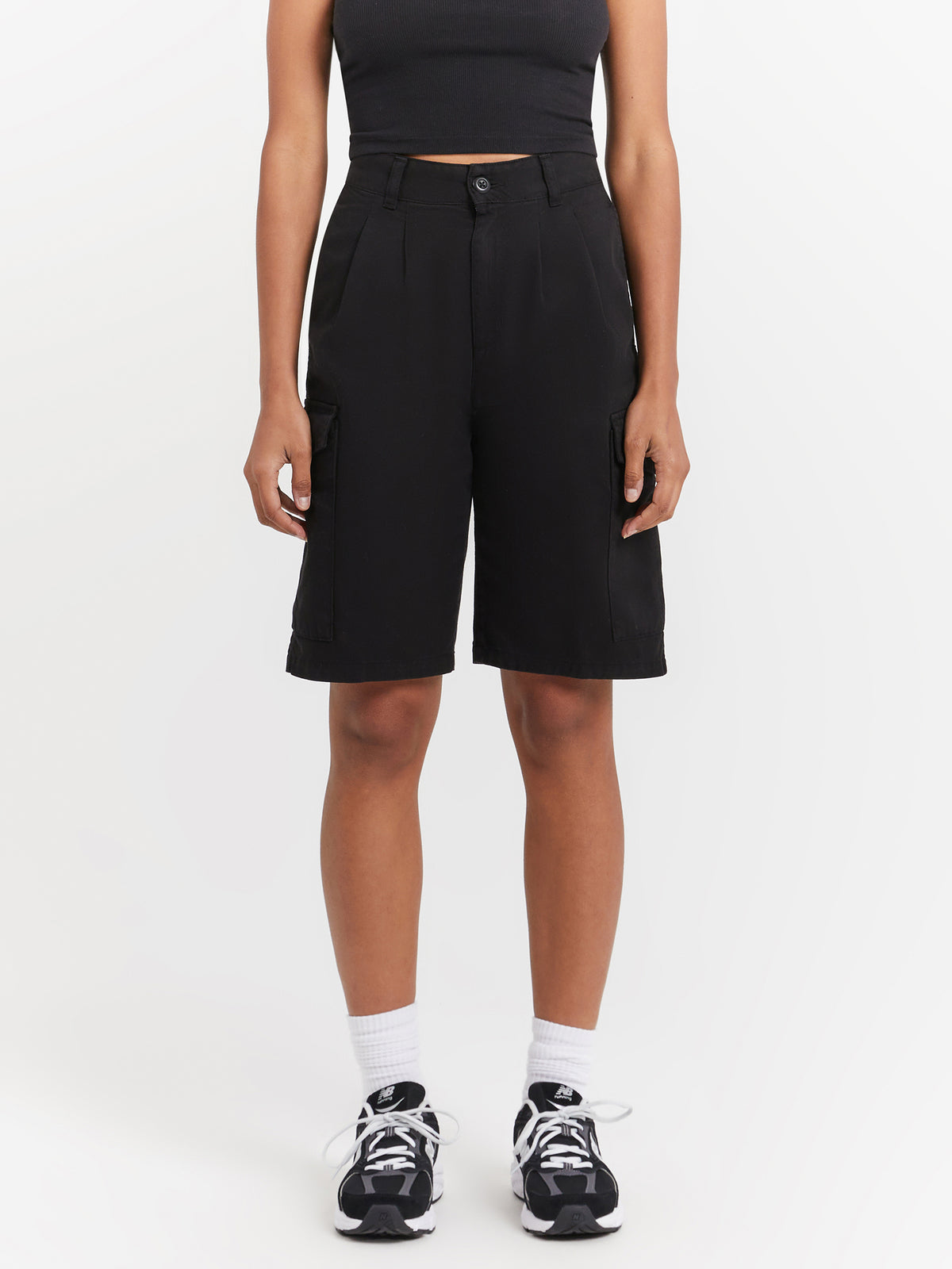 Carhartt Wip Collins Shorts in Black | Black