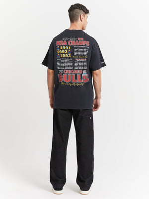 Chicago Bulls Vintage T-Shirt in Faded Black - Glue Store