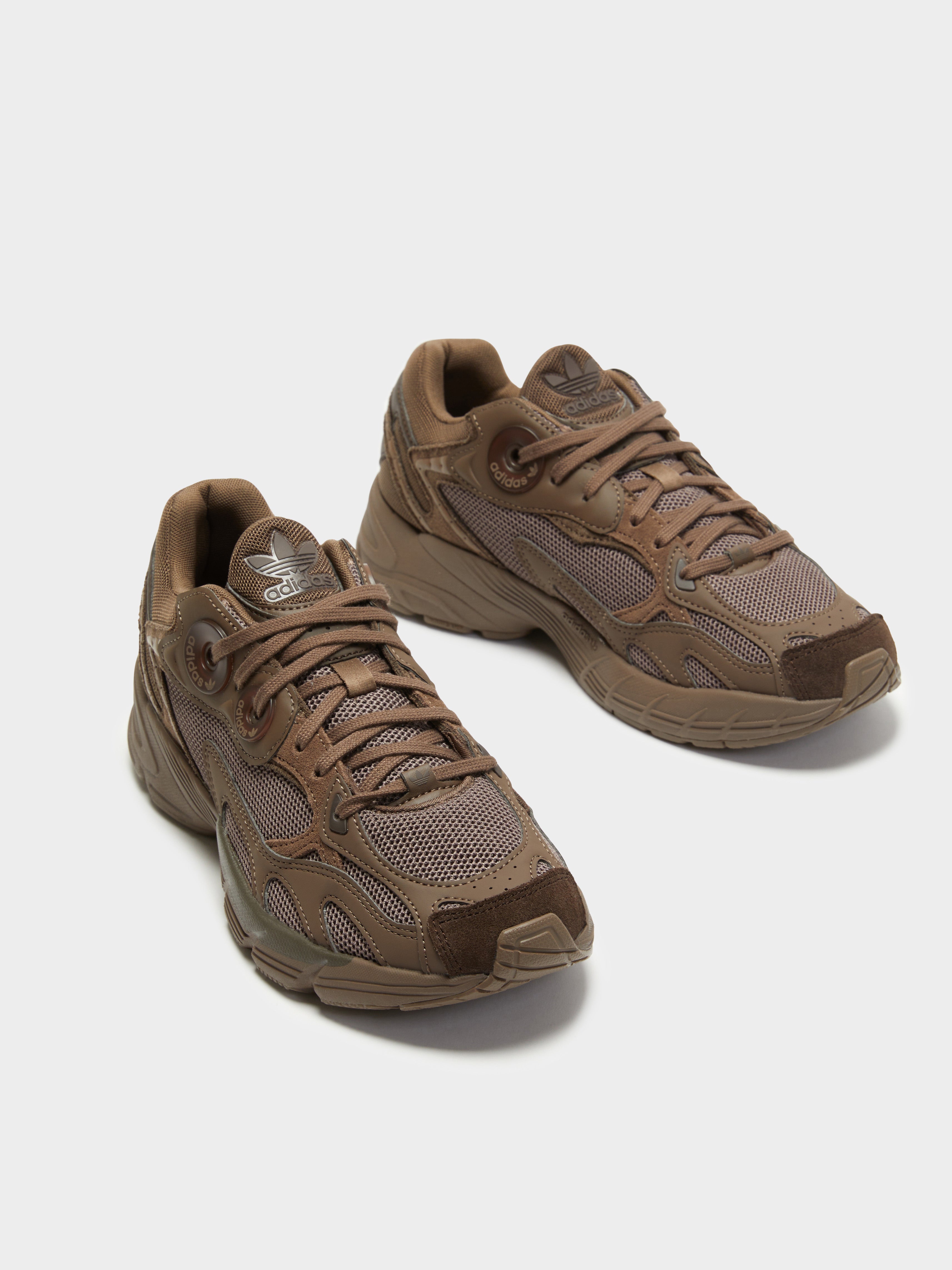 Womens Astir Sneakers in Earth Strata & Dark Brown