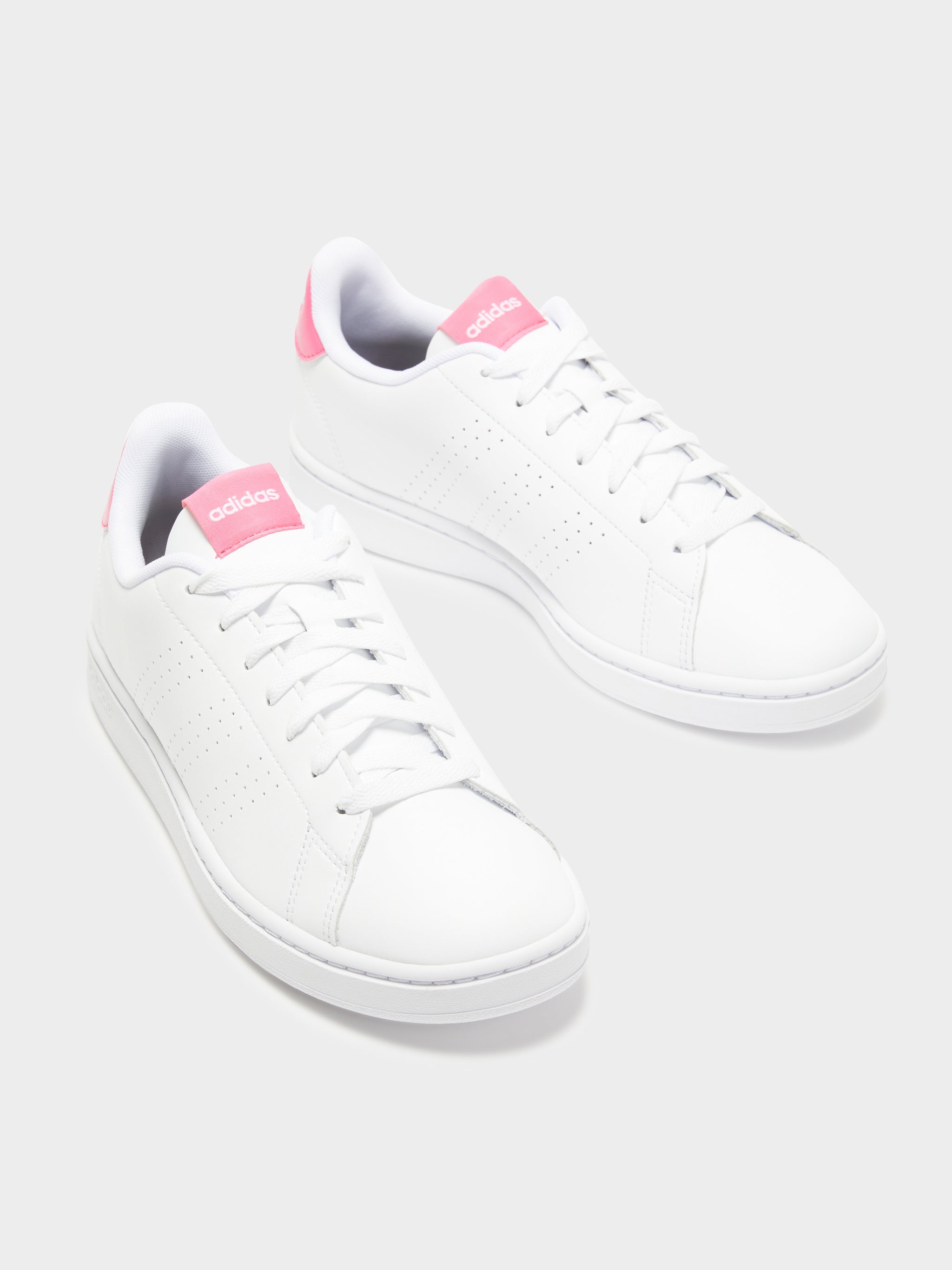 Advantage Sneakers in Cloud White