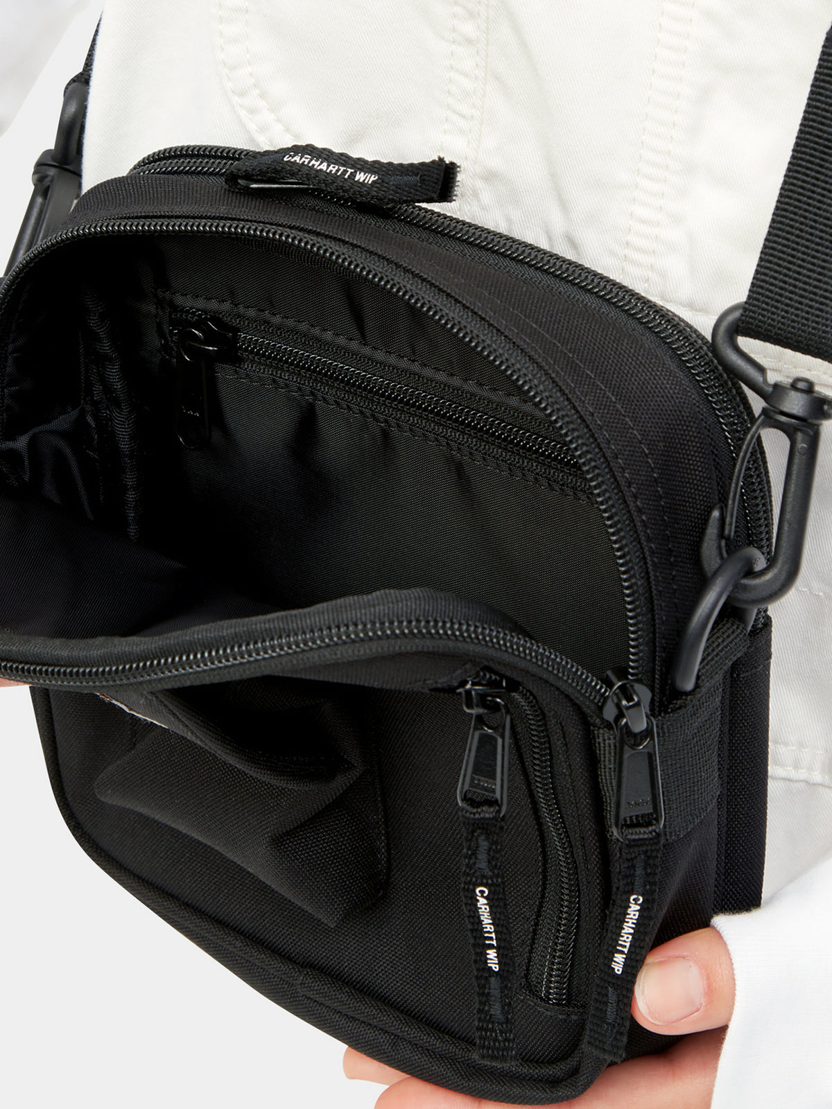 Carhartt Wip Essentials Small Cross Body Bag in Black | Black