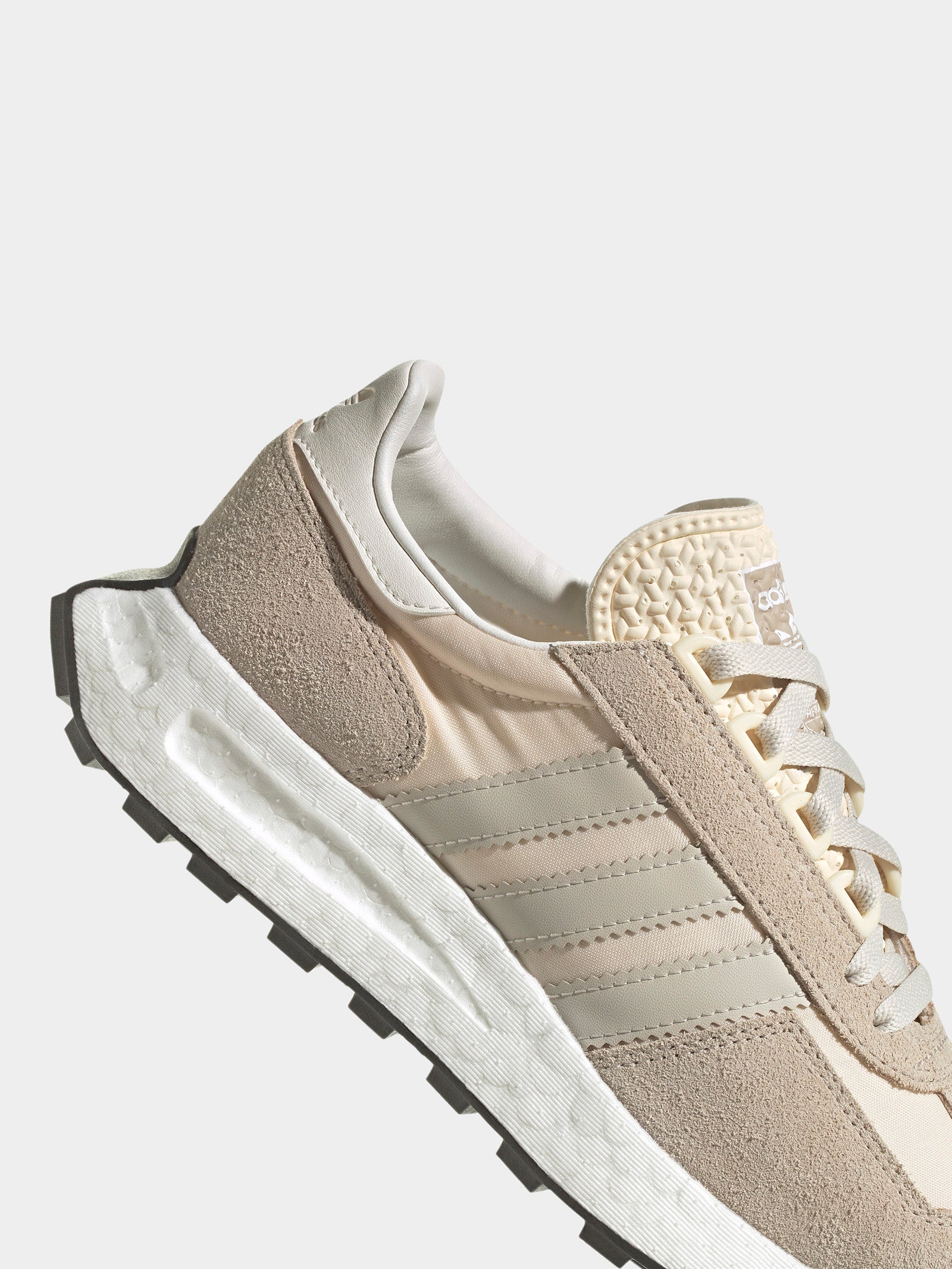 Womens Retropy E5 Sneakers in Beige & White