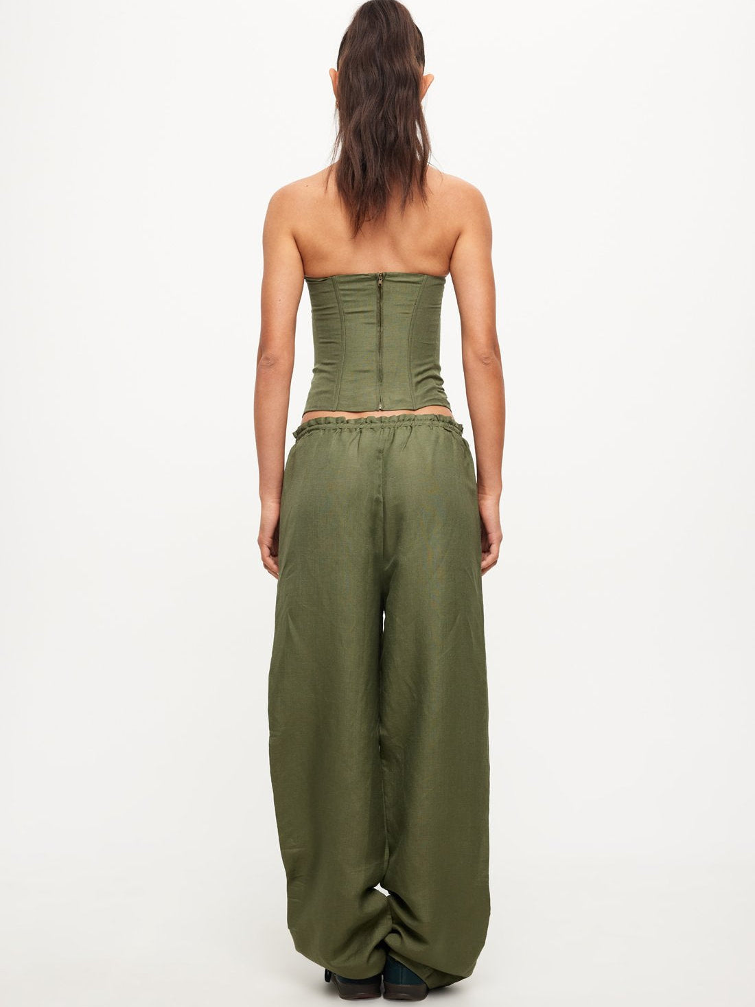 Lioness La Palma Low-Rise Baggy Pants in Khaki Green | Khaki