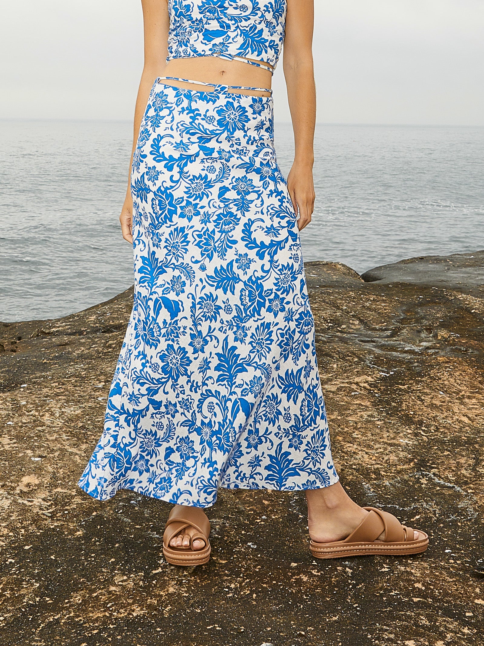 Sofia Midi Skirt in Palm Flora