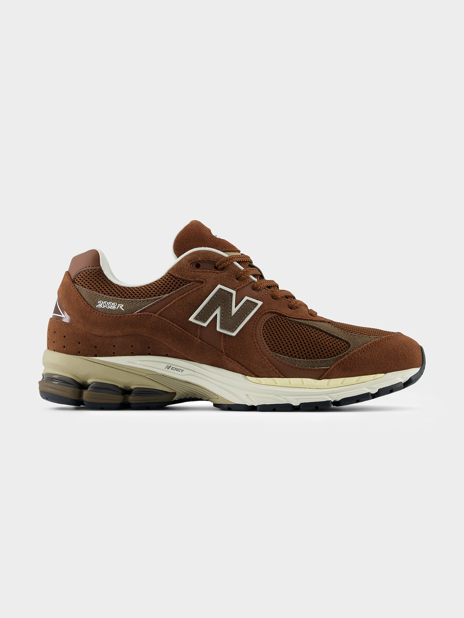 Unisex 2002 Sneaker In Brown