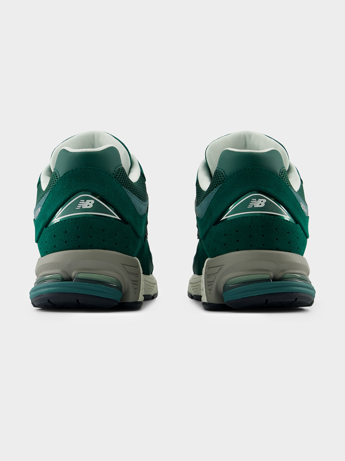 New Balance Unisex 2002 Sneaker In Green | Green