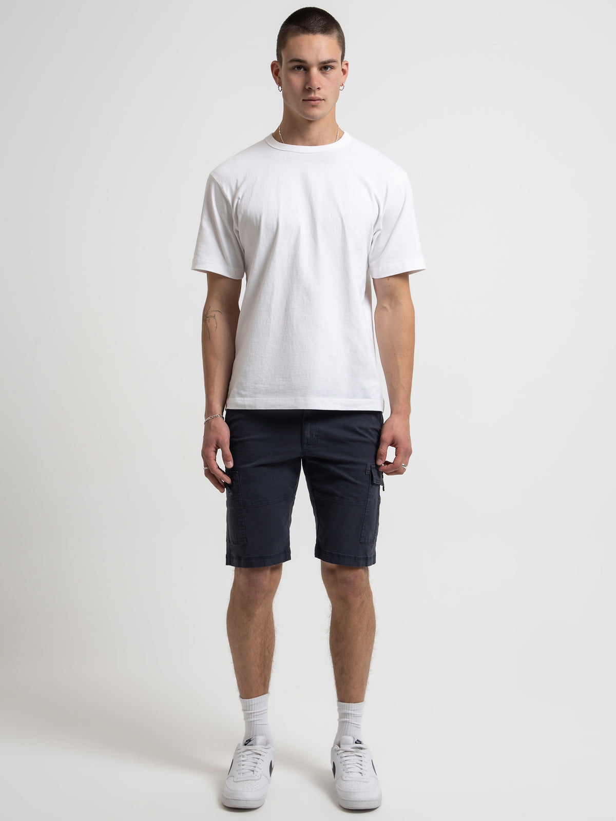 Henleys Leon Cargo Shorts in Dark Navy | Dark Navy