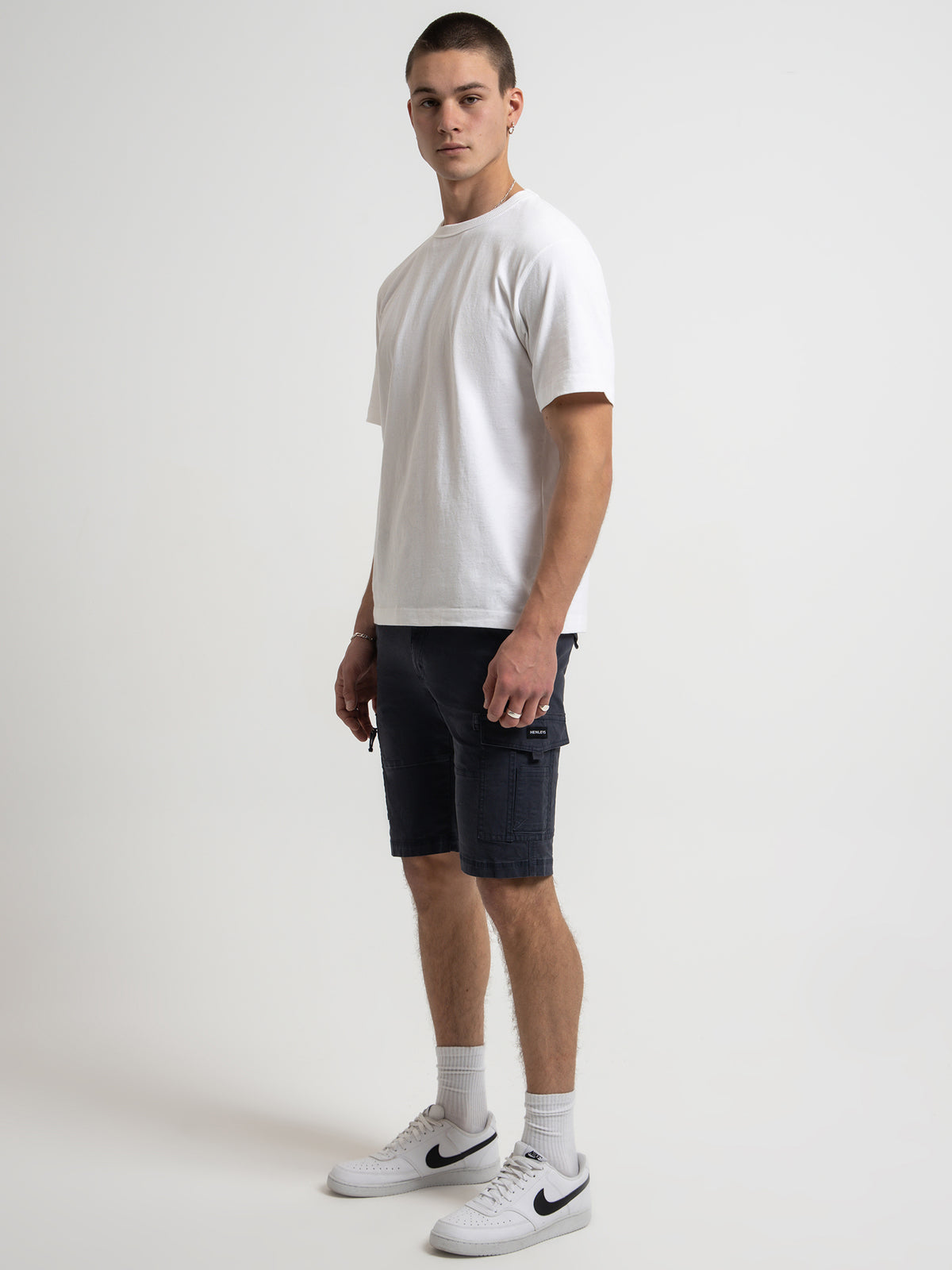 Henleys Leon Cargo Shorts in Dark Navy | Dark Navy