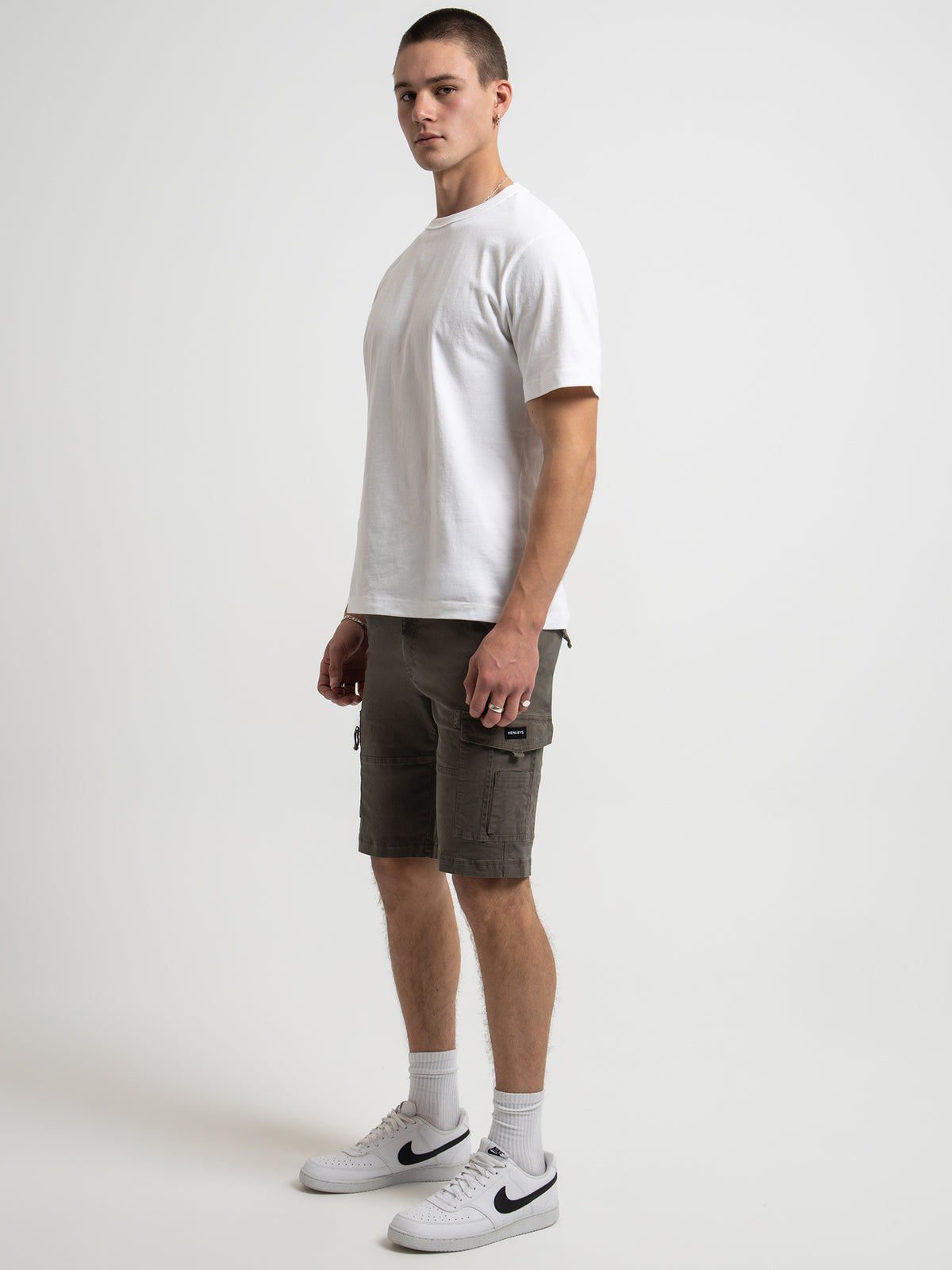 Henleys Leon Cargo Shorts in Dark Forest Green | Dark Forest