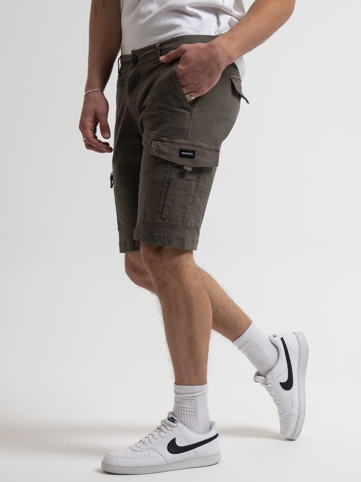 Henleys Leon Cargo Shorts in Dark Forest Green | Dark Forest