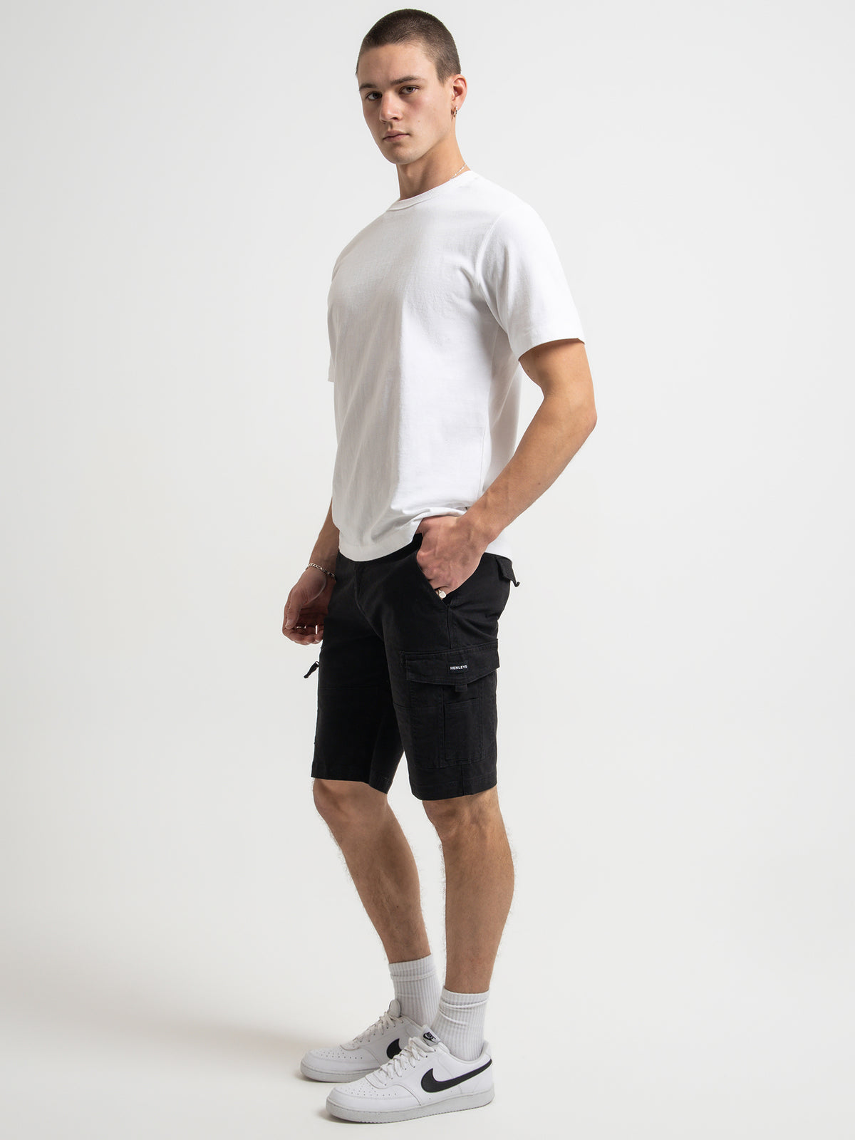 Henleys Leon Cargo Shorts in Black | Black