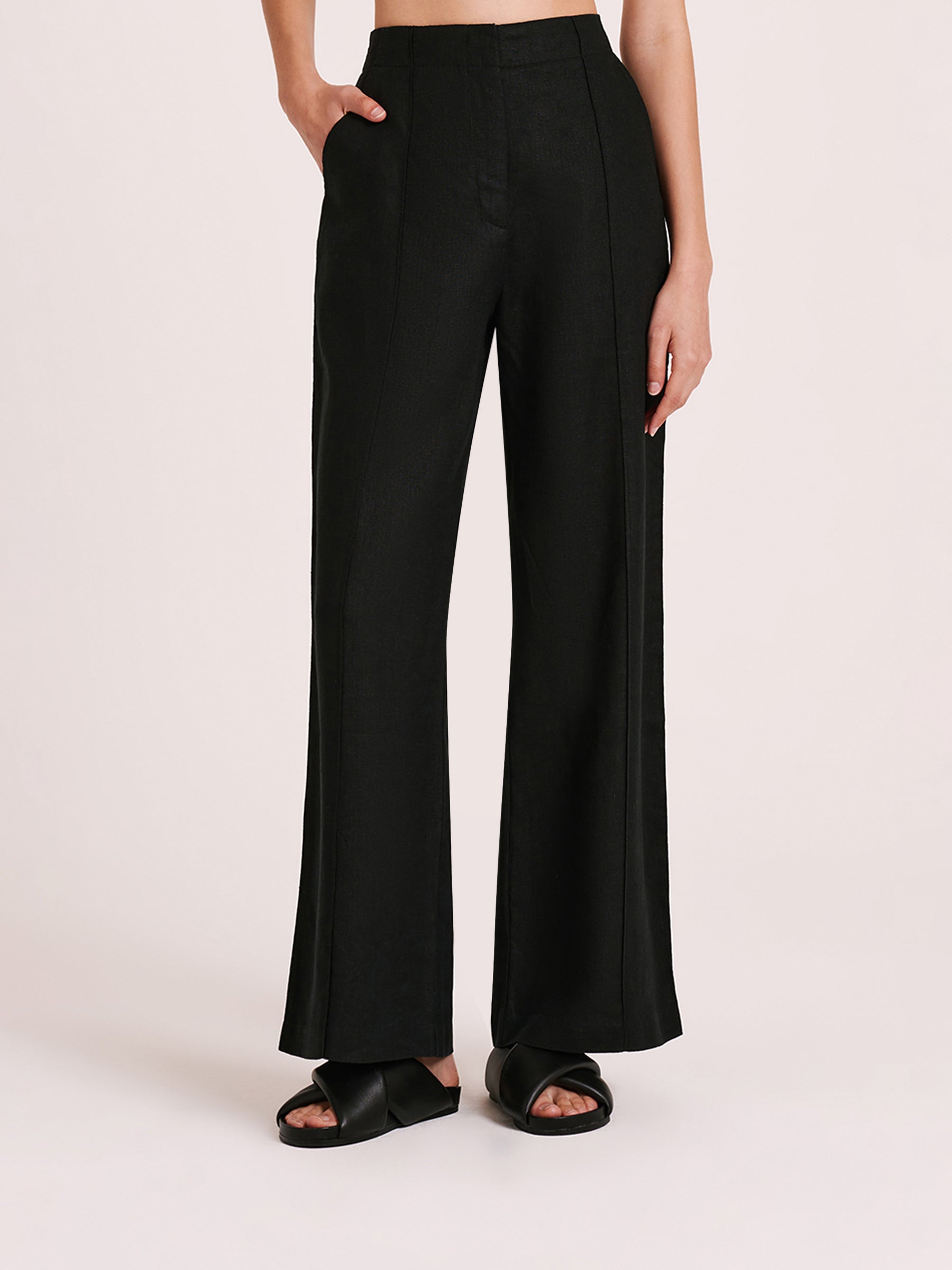 Amani Tailored Linen Pants in Black